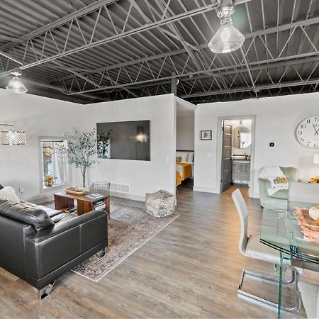 The 418. An 1866 Build With Modern Comforts Fort Wayne Bagian luar foto