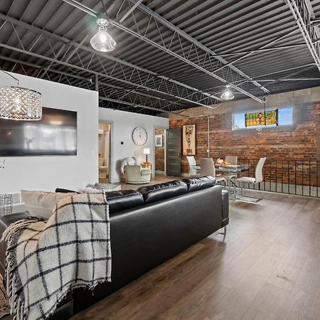 The 418. An 1866 Build With Modern Comforts Fort Wayne Bagian luar foto