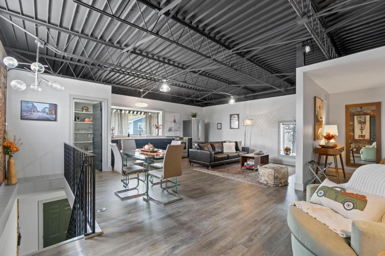 The 418. An 1866 Build With Modern Comforts Fort Wayne Bagian luar foto