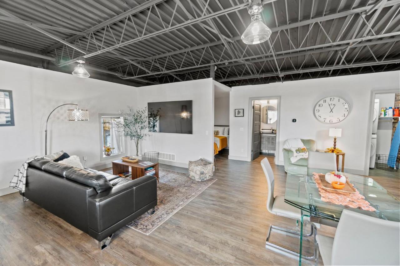 The 418. An 1866 Build With Modern Comforts Fort Wayne Bagian luar foto