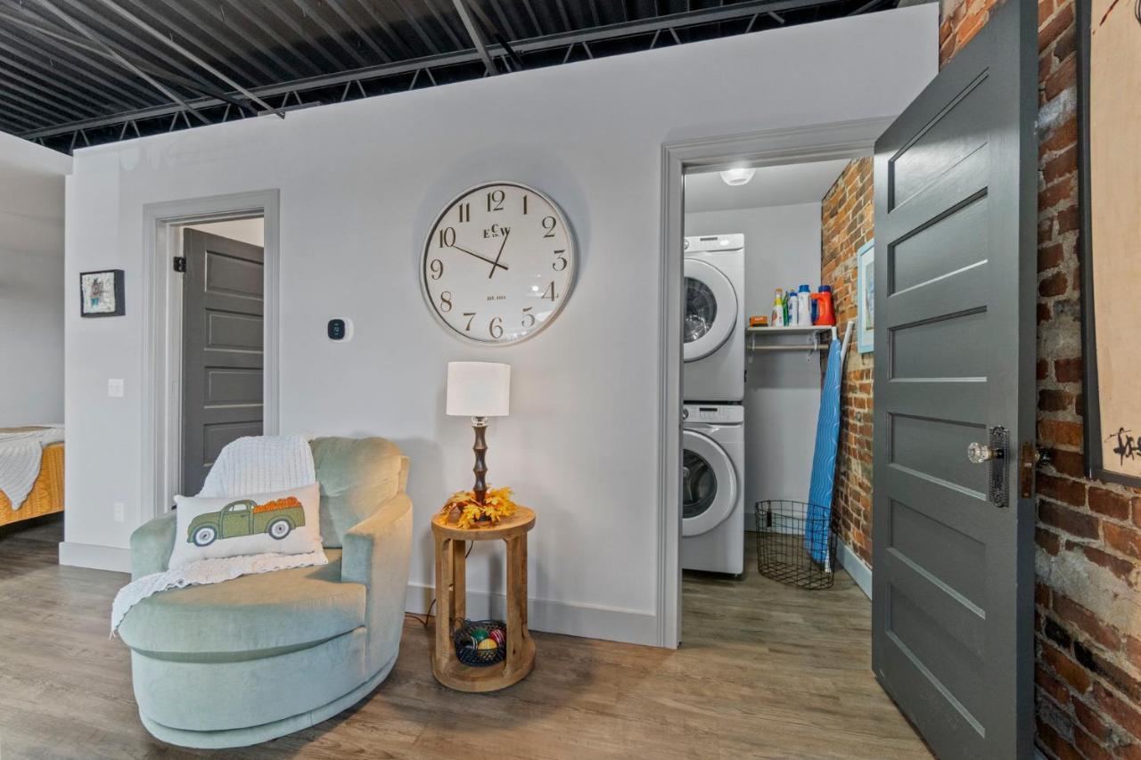 The 418. An 1866 Build With Modern Comforts Fort Wayne Bagian luar foto